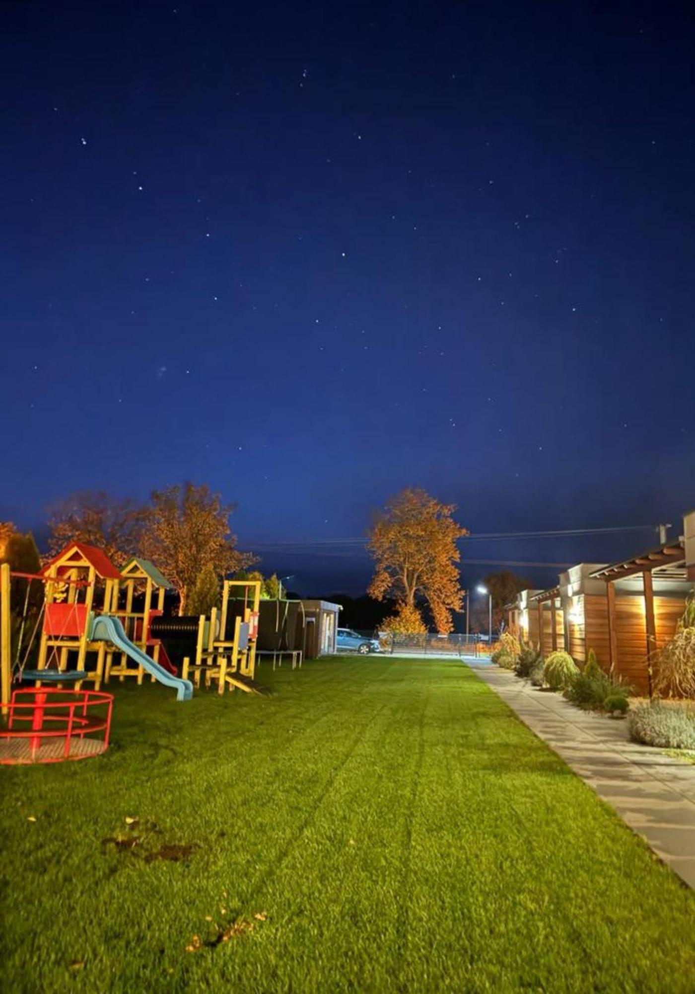 Cisza Bungalows Village / Blisko Natury Nowecin Bagian luar foto